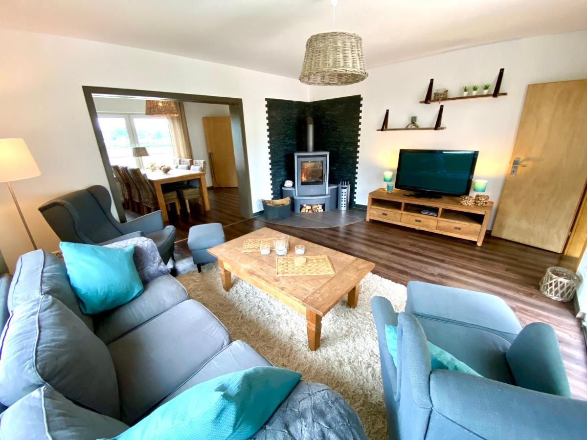 Villa Haus Im Gruenen à Bornheim  Extérieur photo