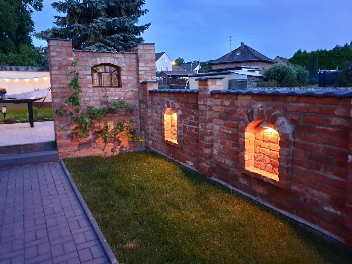 Villa Haus Im Gruenen à Bornheim  Extérieur photo